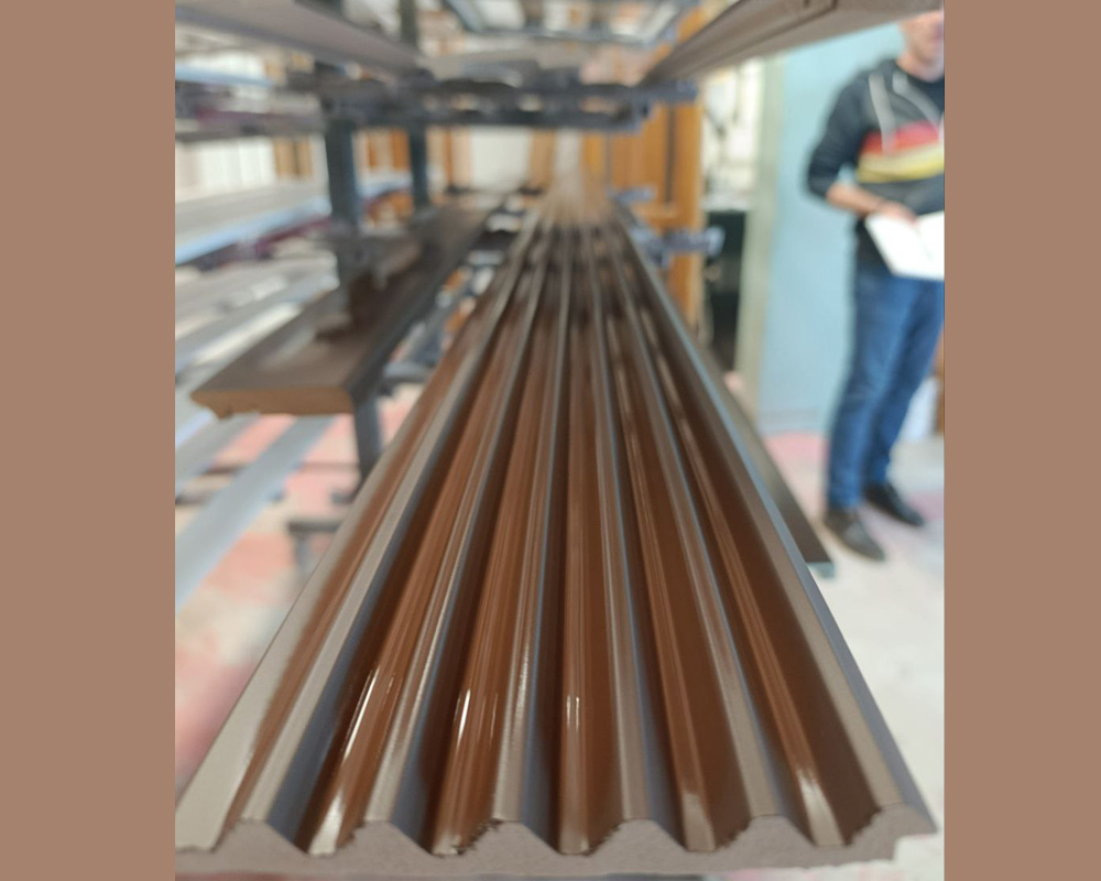 Стеновая панель HI WOOD белая. NP HI WOOD 120,0мм х 12,0мм х 2,7м. Окраска включена в стоимость