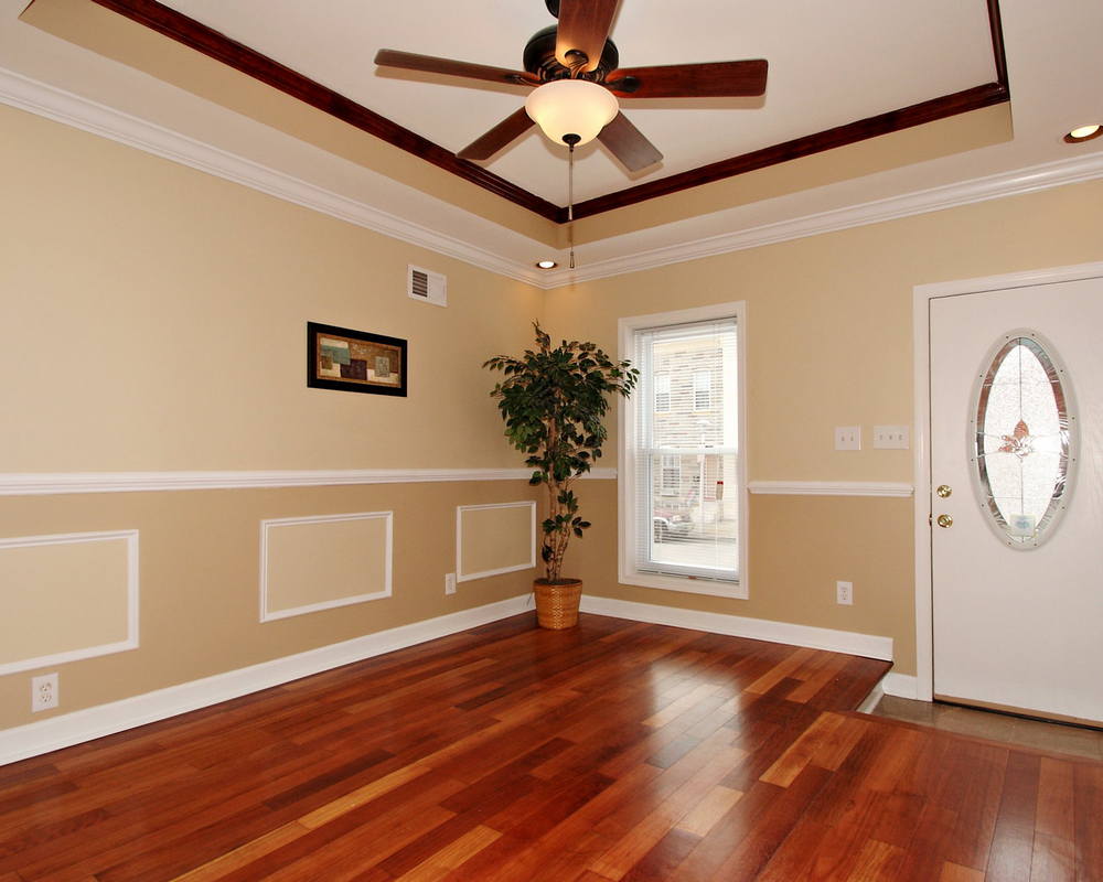 Карниз из полистирола высокой плотности HI WOOD A118 90,2мм х 76,4мм х 2,0м. Окраска включена в стоимость