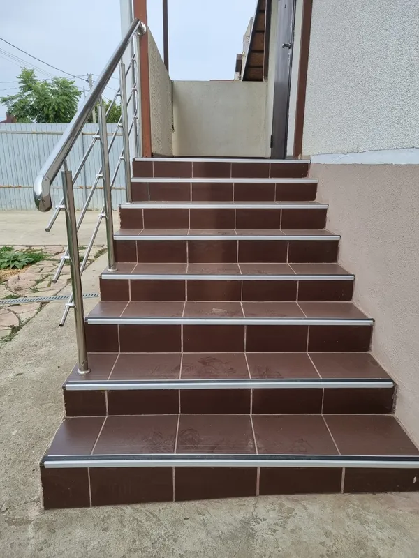 Порог угловой ПУ 70.2700.201лч Анод серебро