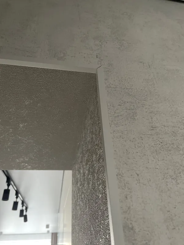 Угол декоративный Уп 12-27.2700.501л