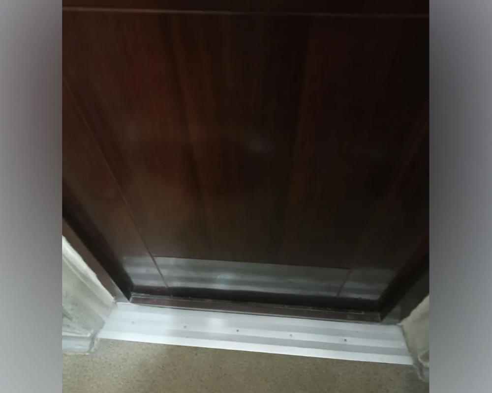 Порог одноуровневый ПС 18.900.02л Золото